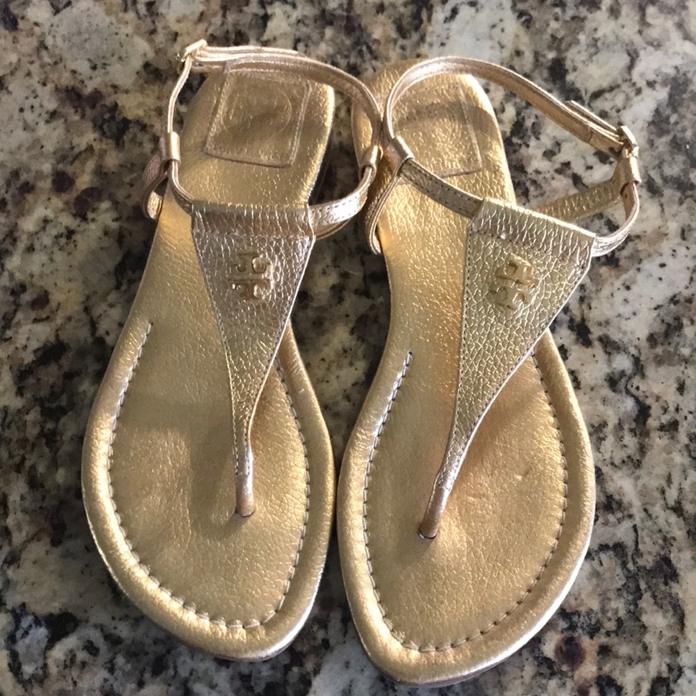 TORY BURCH Metallic Britton Flat Thong Sandal 7